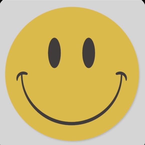 Meet your Posher, Sami😊 - Picture 1 of 2